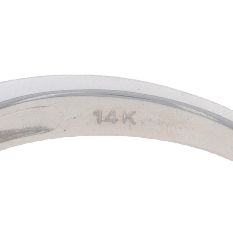 Bague de fiançailles à trois pierres en or blanc 14k Princess & Round .25ctw en vente 1