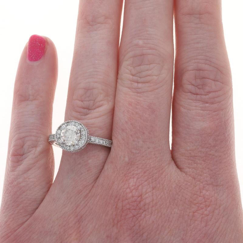 Taille ronde Bague de fiançailles en or blanc 14k diamant rond brillant 1.50ctw Halo caché en vente
