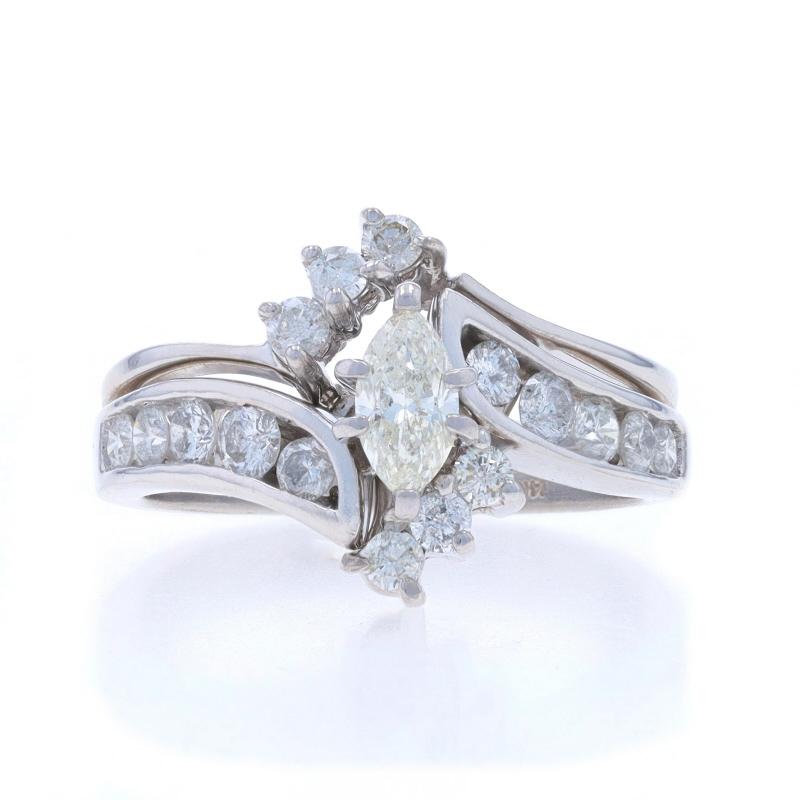 Dimensione: 7
Costo della taglia: Up & Up 2 taglie per $70 o Down 1 taglia per $60

Contenuto del metallo: Oro bianco 14k

Informazioni su A. Stone

Diamanti naturali
Carati: 1ctw
Taglio: Marquise e Brilliante rotondo
Colore: G - H
Chiarezza: I1 -