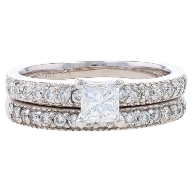 White Gold Diamond Engagement Ring & Wedding Band - 14k Princess .94ctw IGISize: For Sale