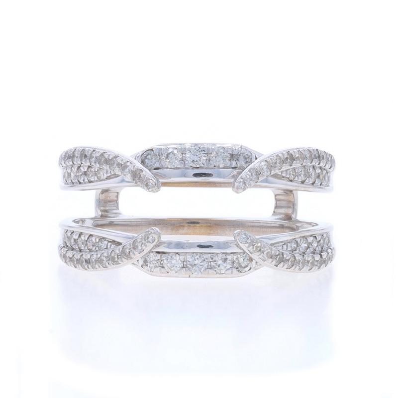 Taille : 7
Frais de taille : Up&Up 2 tailles pour $80 ou Down 1 taille pour $50

Contenu métallique : Or blanc 14k

Informations sur les pierres

Diamants naturels
Carat(s) : 2/3ctw
Coupe : Brillant rond
Couleur : J - K.
Clarté : SI2 - I1

Total des