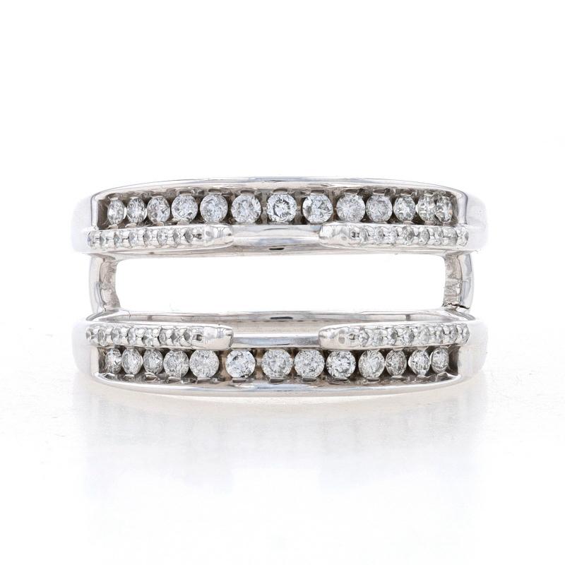 Größe: 9
Gebühr für die Größenbestimmung:  Nach oben oder unten 1 Größe für $80

Metall Inhalt: 14k Weißgold

Informationen zu Stein

Natürliche Diamanten
Karat(e): .50ctw
Schliff: Rundbrillant; einzeln
Farbe: G - H
Reinheit: VS2 - SI1

Karat