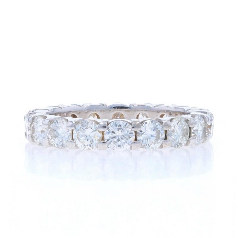 Round Cut White Gold Diamond Eternity Wedding Band - 18k Round 2.70ctw Ring Sz 5 1/2 For Sale