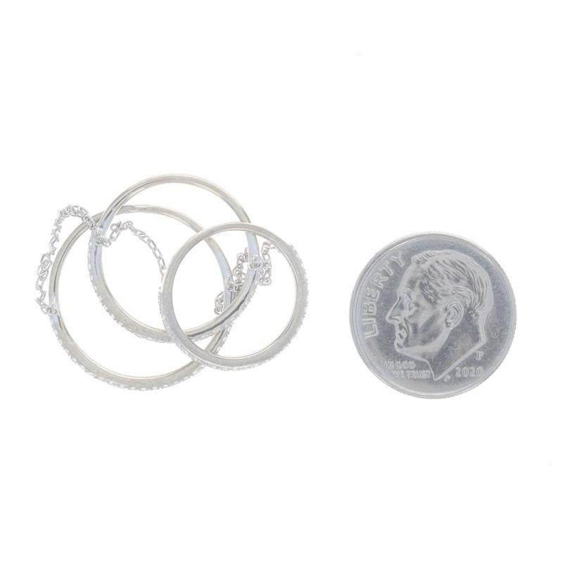 Bague en or blanc avec diamant sur tout le doigt -14k Single Ct.33ctw Chain Three Bands Sz ~7 en vente 1
