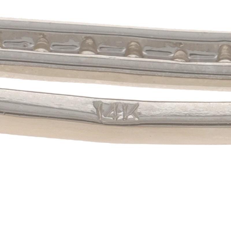 Pendentif géométrique en or blanc avec diamants - 14k ronds .50ctw Curved Rectangles Pour femmes en vente