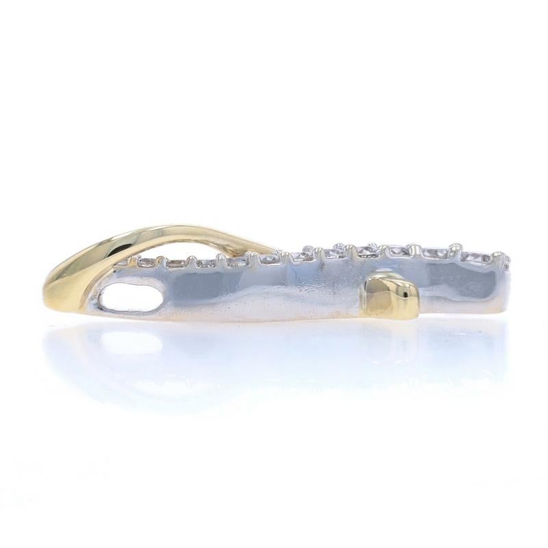 Weißgold Diamant abgestufte Reise Anhänger - 14k Runde Brillant .20ctw Liebe (Rundschliff) im Angebot