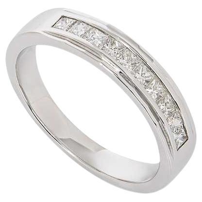 Bague d'éternité demi-éternité en or blanc et diamant 0,75 carat en vente