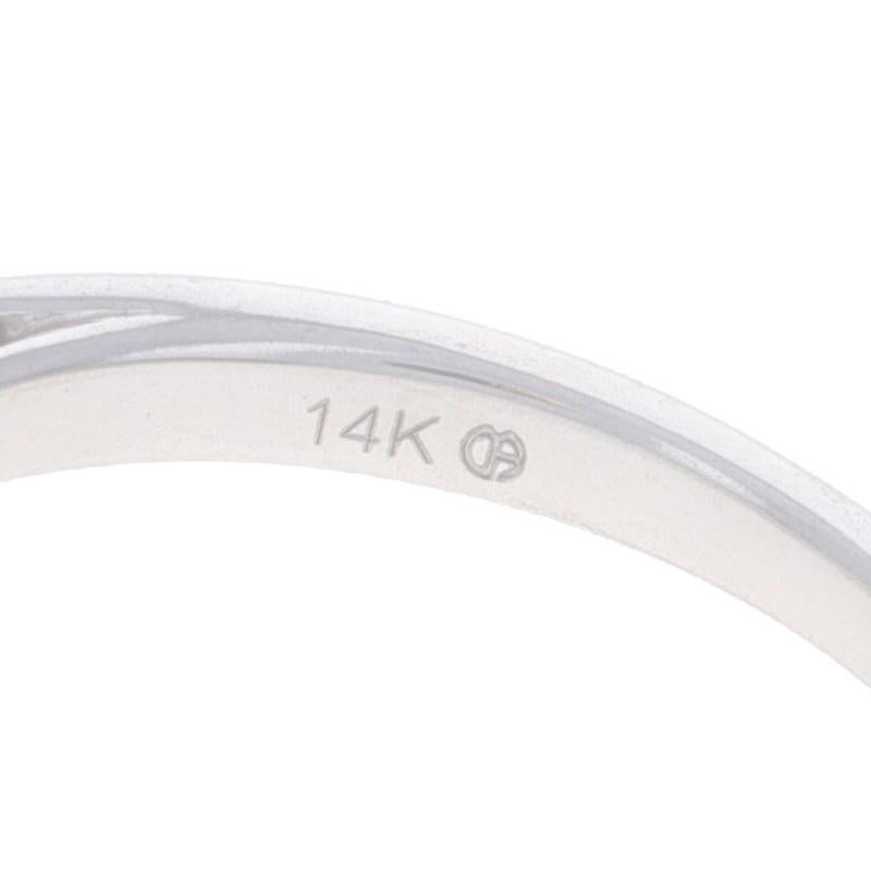 Anello di fidanzamento con diamante aureolato in oro bianco 14k a brillante rotondo da 0,33 ct. in vendita 2