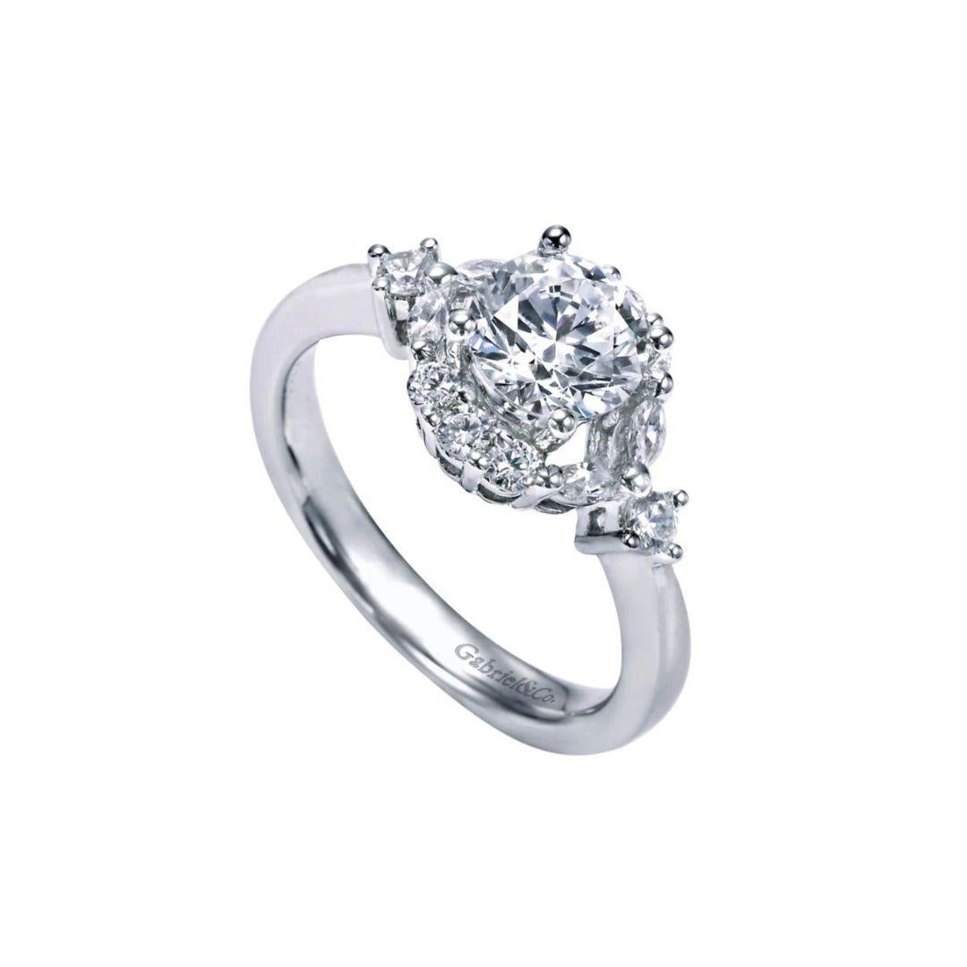 Round Cut White Gold Diamond Halo Engagement Ring For Sale