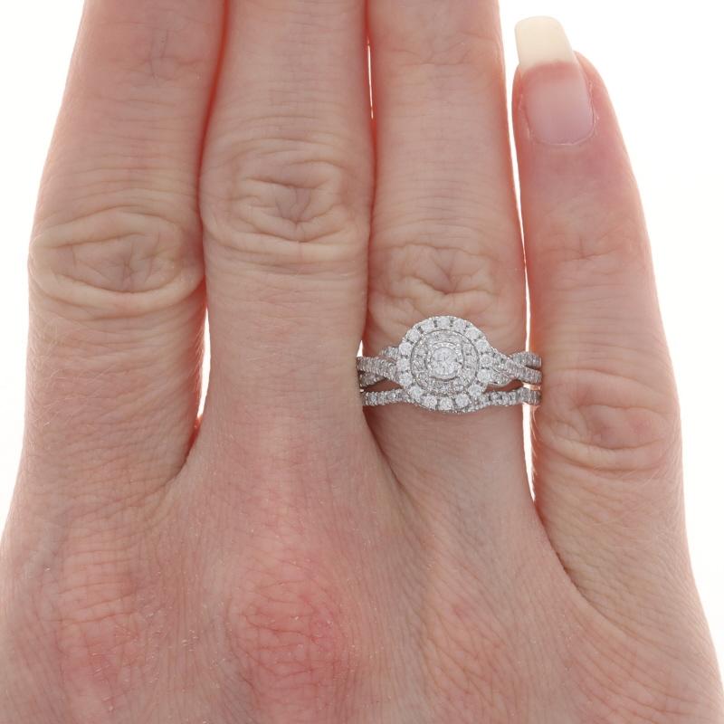 White Gold Diamond Halo Engagement Ring & Wedding Band - 10k Round 3/4ctw In Excellent Condition For Sale In Greensboro, NC