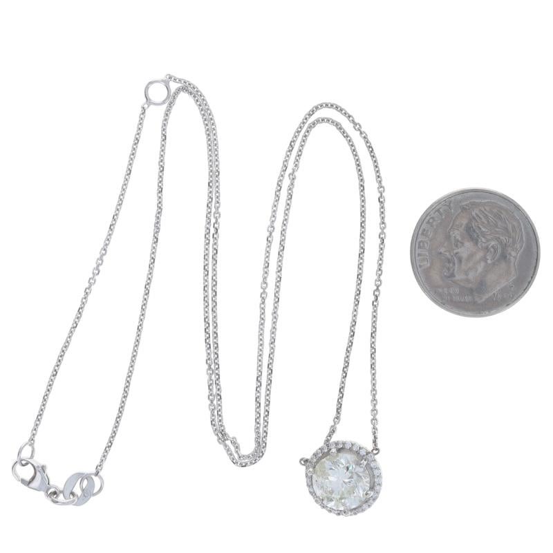 Collier en or blanc avec halo de diamants 18 1/4