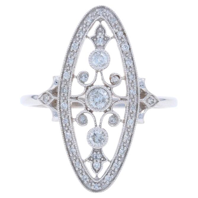 Anillo Halo de Diamantes de Oro Blanco 10k Redondo y Sencillo .40ctw Tres Piedras Milgrain