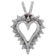 Pendentif coeur diamant en or blanc - 10k Round Brilliant .25ctw Love