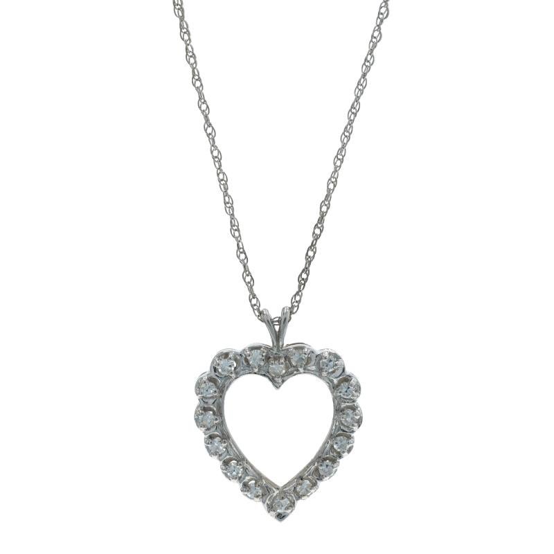Contenuto del metallo: Oro bianco 14k

Informazioni su A. Stone

Diamanti naturali
Carati: .32ctw
Taglio: Singolo
Colore: H. H. - I.
Chiarezza: VS1 - VS2

Carati totali: .32ctw

Tipo di chiusura: Chiusura con anello a molla
Tema: Cuore,
