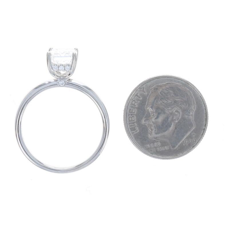 Anillo de compromiso de oro blanco con halo oculto de diamantes - 14k talla esmeralda 1,77ct en Nuevo estado para la venta en Greensboro, NC