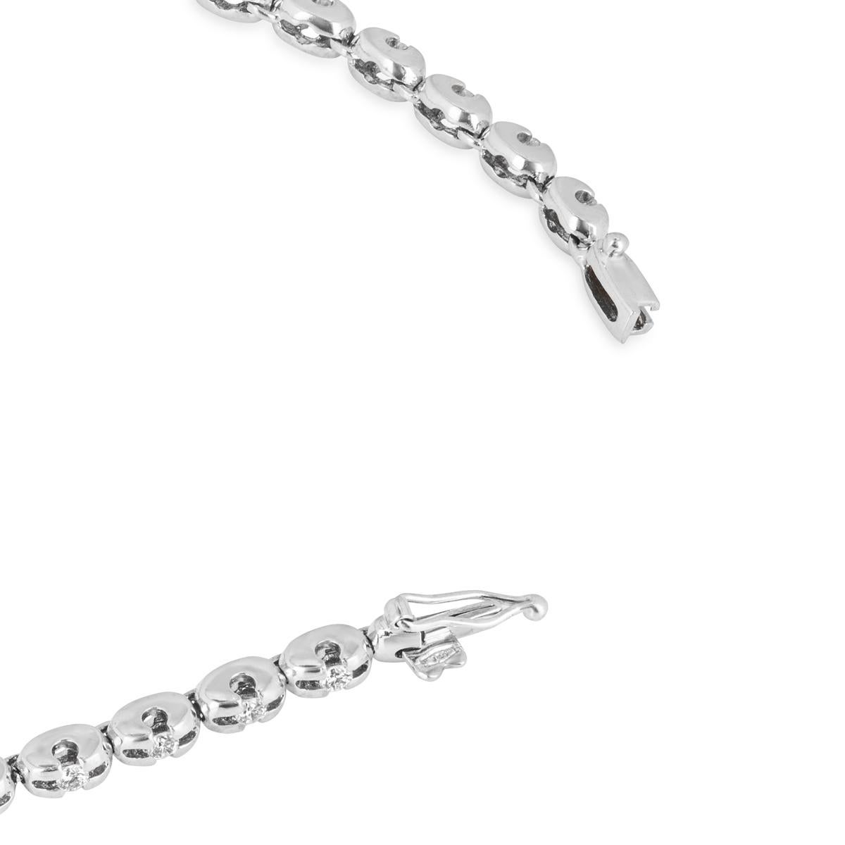 White Gold Diamond Link Bracelet 0.90ct In New Condition For Sale In London, GB