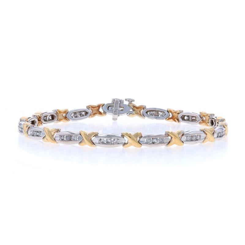 Contenu en métal : Or blanc 14k et or jaune 14k

Informations sur les pierres

Diamants naturels
Carat(s) : 1.00ctw
Coupe : Brillant rond
Couleur : H - I
Clarté : I1 - I2

Total des carats : 1.00ctw

Style : Lien
Type de fermeture : Fermeture à
