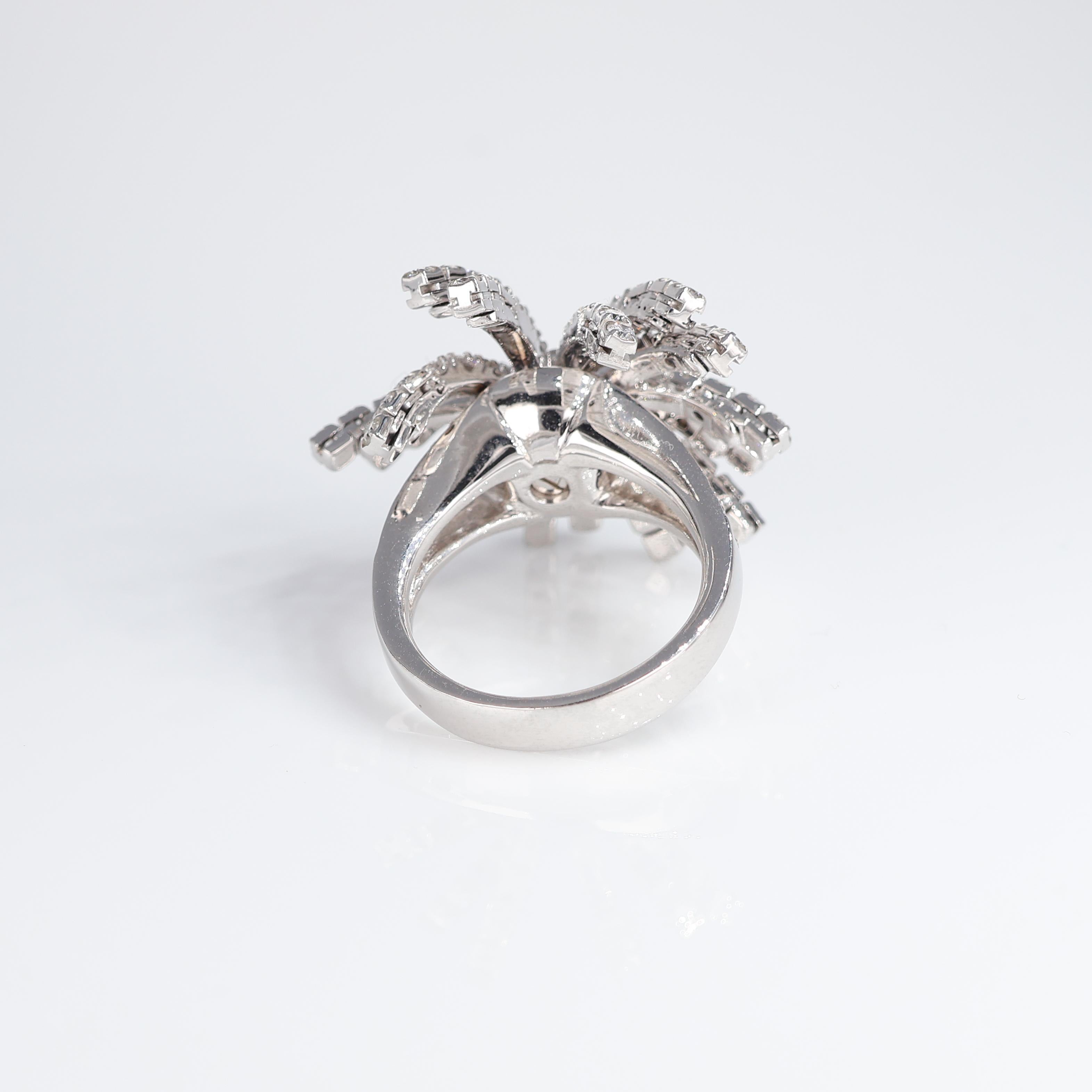 Women's or Men's White Gold Diamond Magic Starburst Ring For Sale