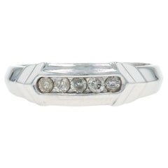 Fascia nuziale da uomo con diamante in oro bianco 10k Brilliante rotondo 0,25ctw Anello a cinque pietre