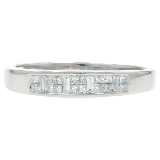 Weißgold Diamant Männer Hochzeit Band 14k Baguette & Prinzessin .50ctw Ring im Angebot