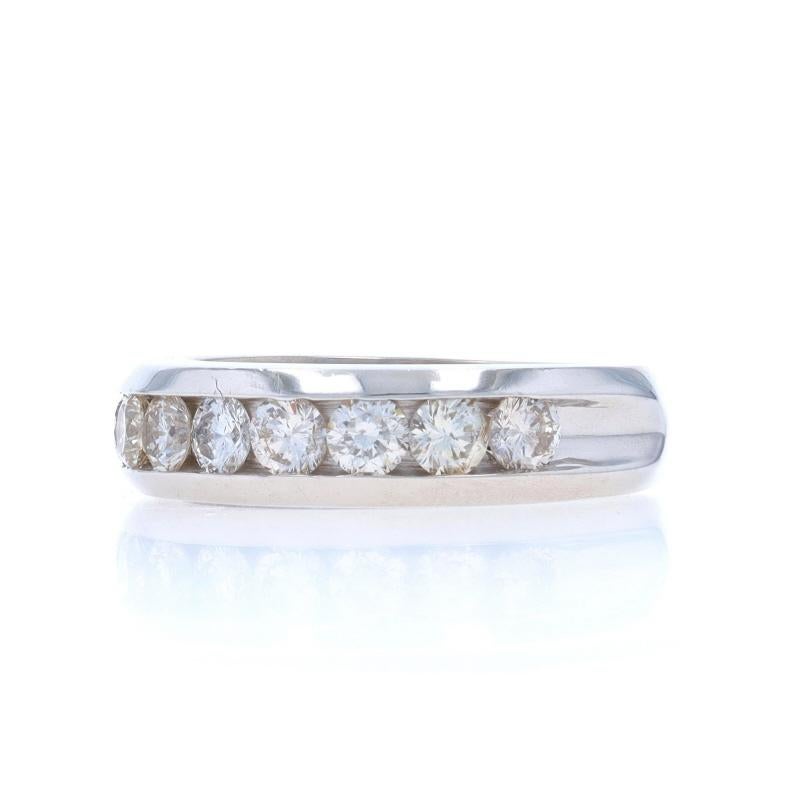 White Gold Diamond Men's Wedding Band - 14k Rd 1.08ctw Channel Set Ring Sz 6 3/4 en Excelente estado para la venta en Greensboro, NC