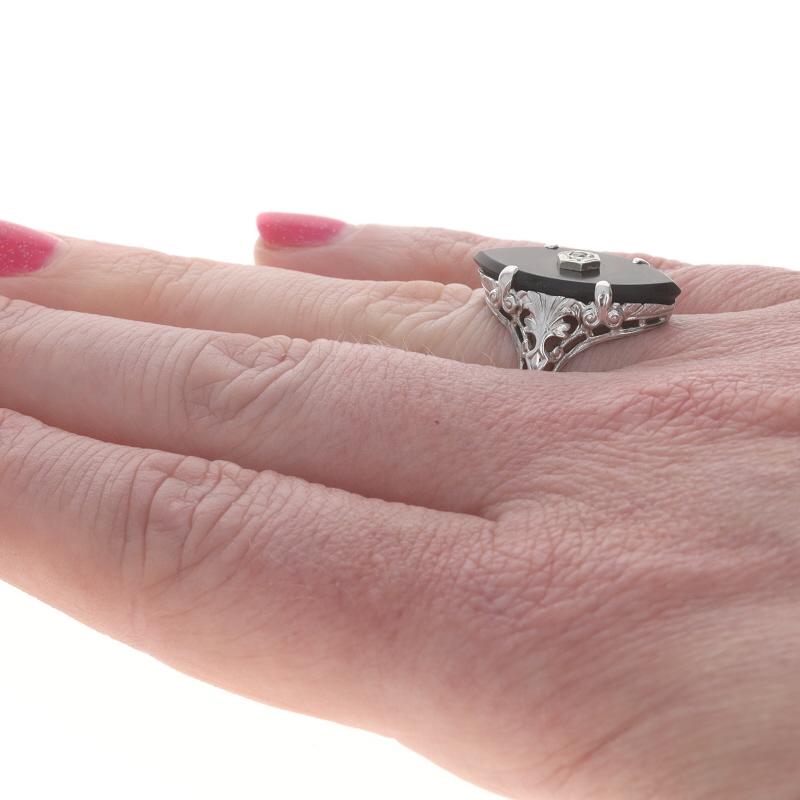 Weißgold Diamant Onyx Art Deco Ring 14k Single Scrollwork im Zustand „Hervorragend“ im Angebot in Greensboro, NC