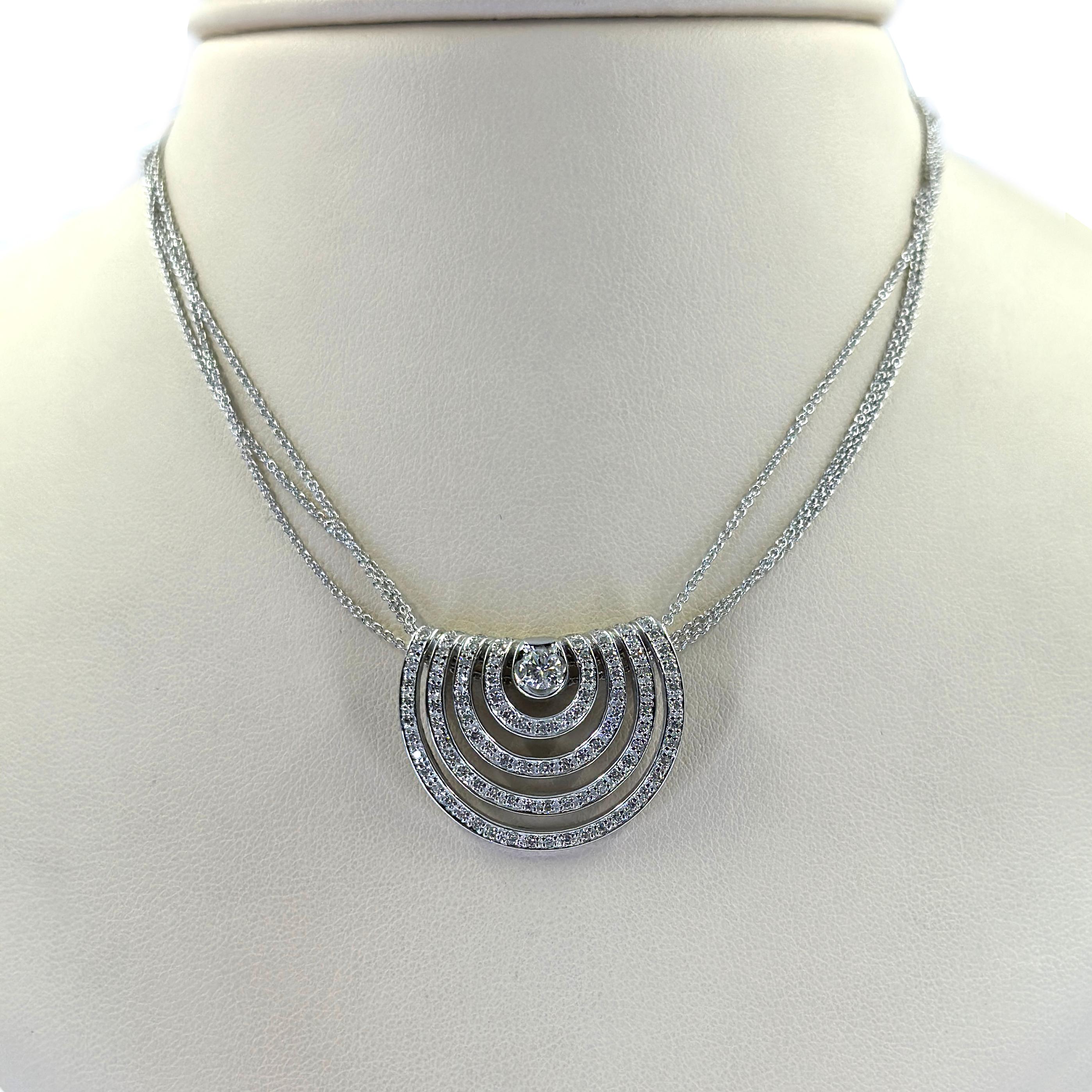 White Gold Diamond Pendant Necklace For Sale 1