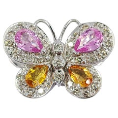 Pendentif papillon en or blanc, diamant, saphir rose et saphir jaune