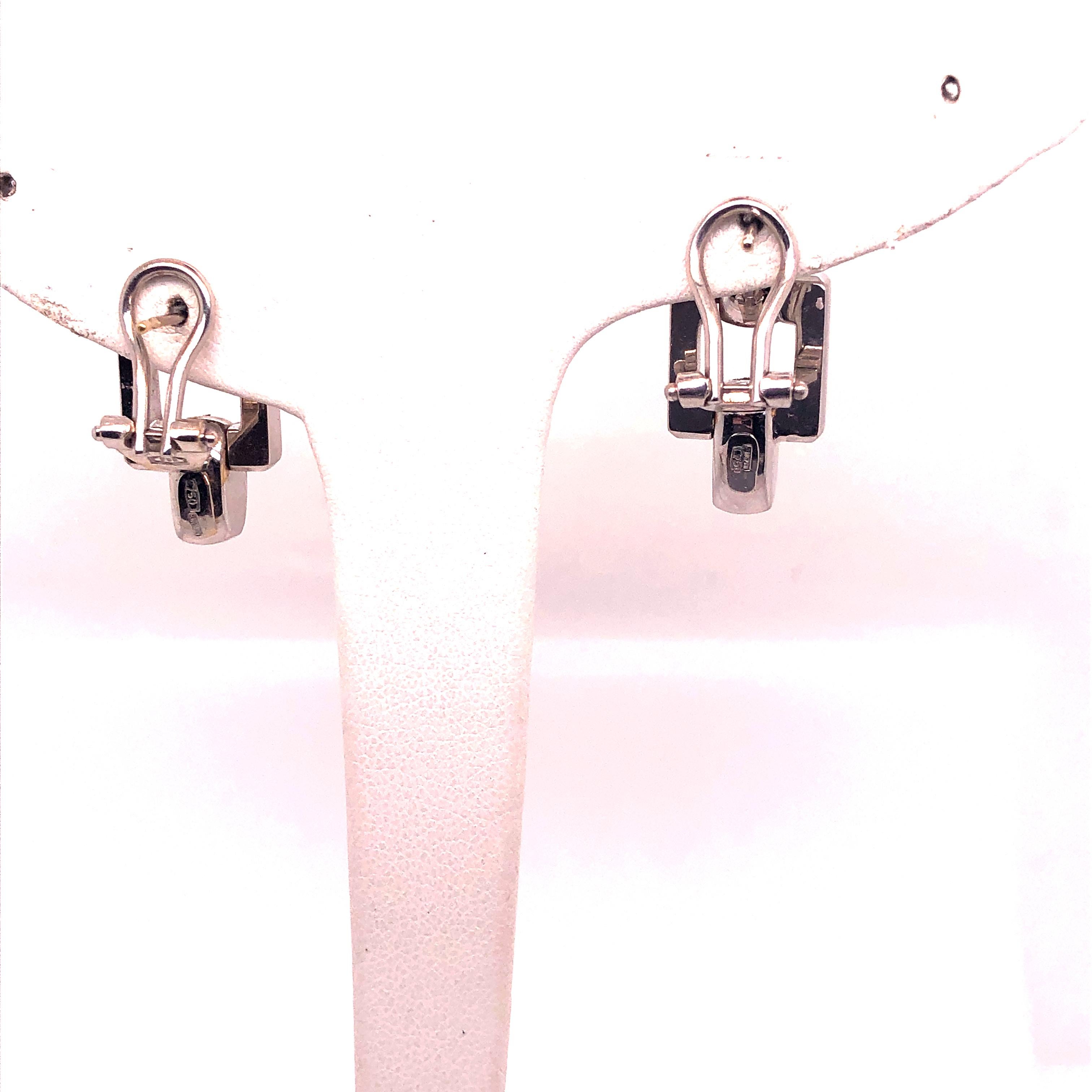 White Gold Diamond Post Clip Earrings In Fair Condition In Dallas, TX