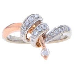Anillo de diamantes de oro blanco - 14k brillante redondo .30ctw Twist Loop