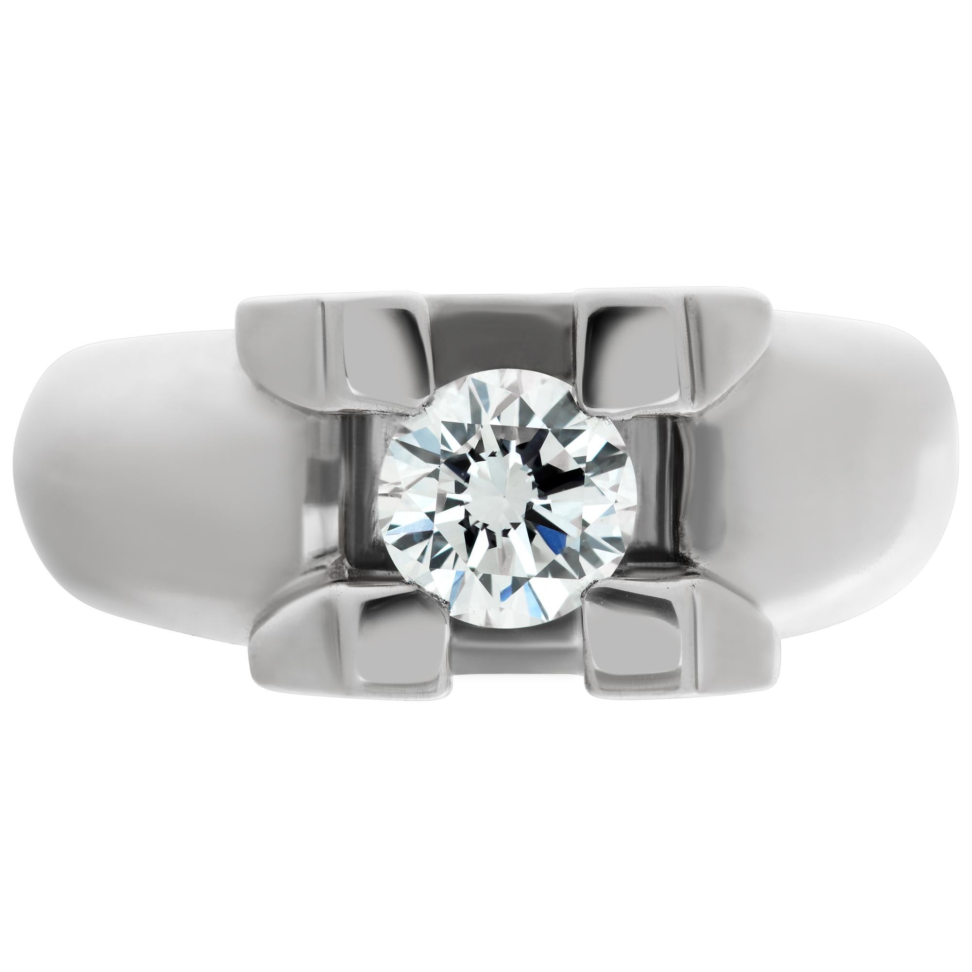 Beautiful 18k white gold with round diamond with approx 0.75 carats, estimate H color VS2 clarity. Width at head: 9.4mm, width at shank: 3.8mm. Size: 8.0.This Diamond ring is currently size 8 and some items can be sized up or down, please ask! It