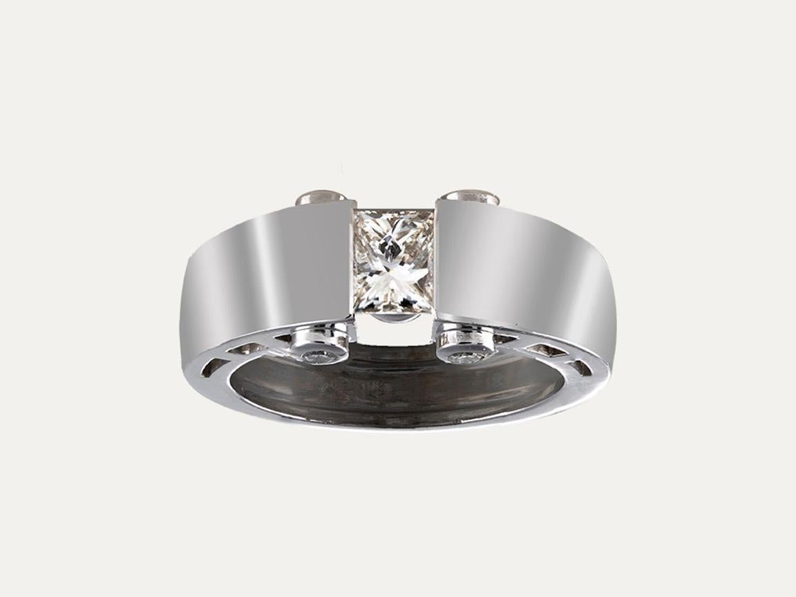 Contemporary White Gold Diamond Ring For Sale