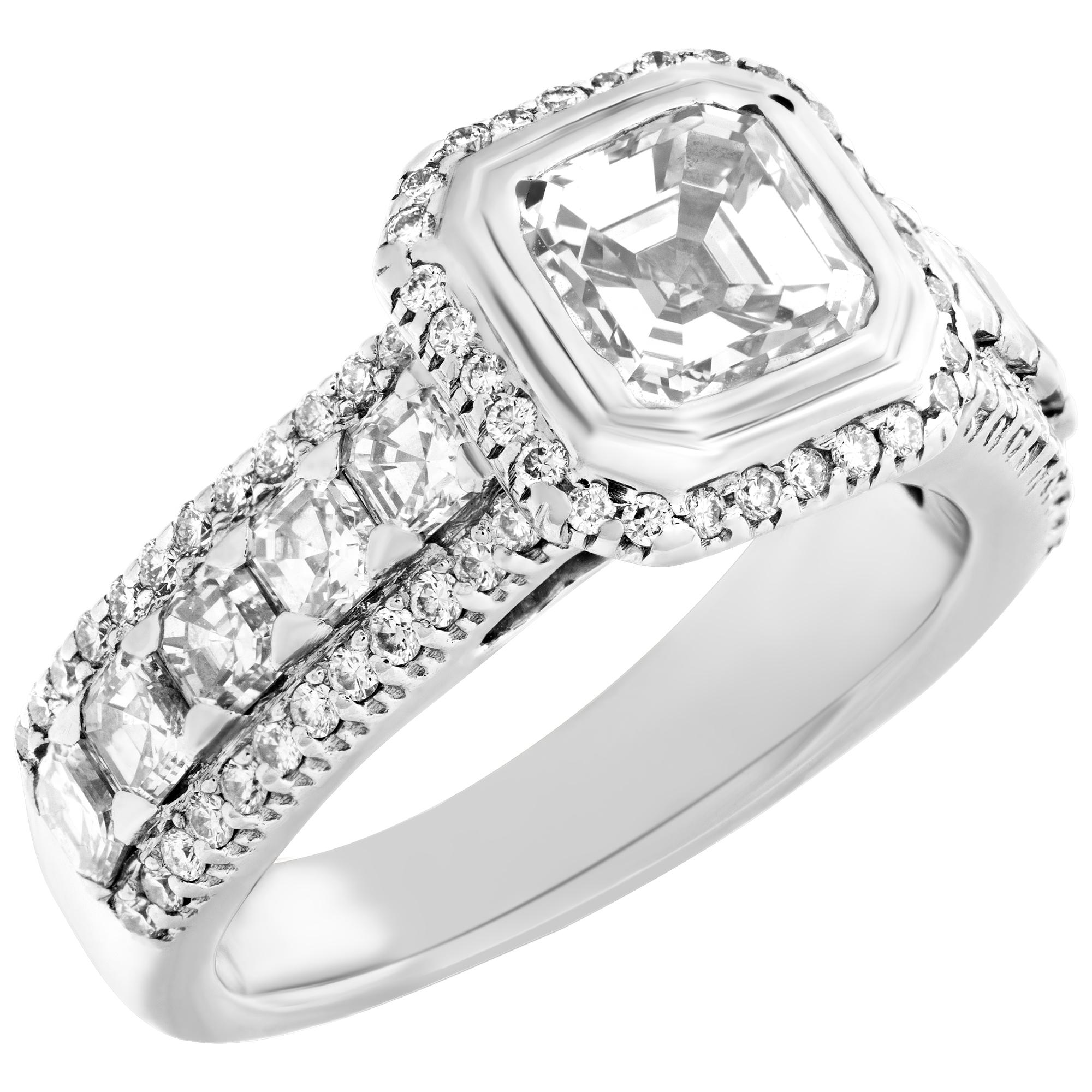 White gold diamond ring w/ mounted diamond set in white gold w/ diamond accents In Excellent Condition For Sale In Surfside, FL