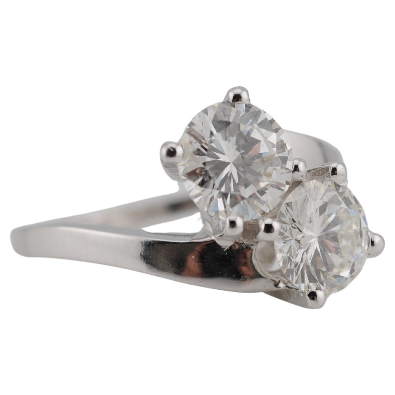 Weißgold-Diamantring mit zwei Diamanten im Brillantschliff, ca. 1,10 ct & 1,20 im Angebot