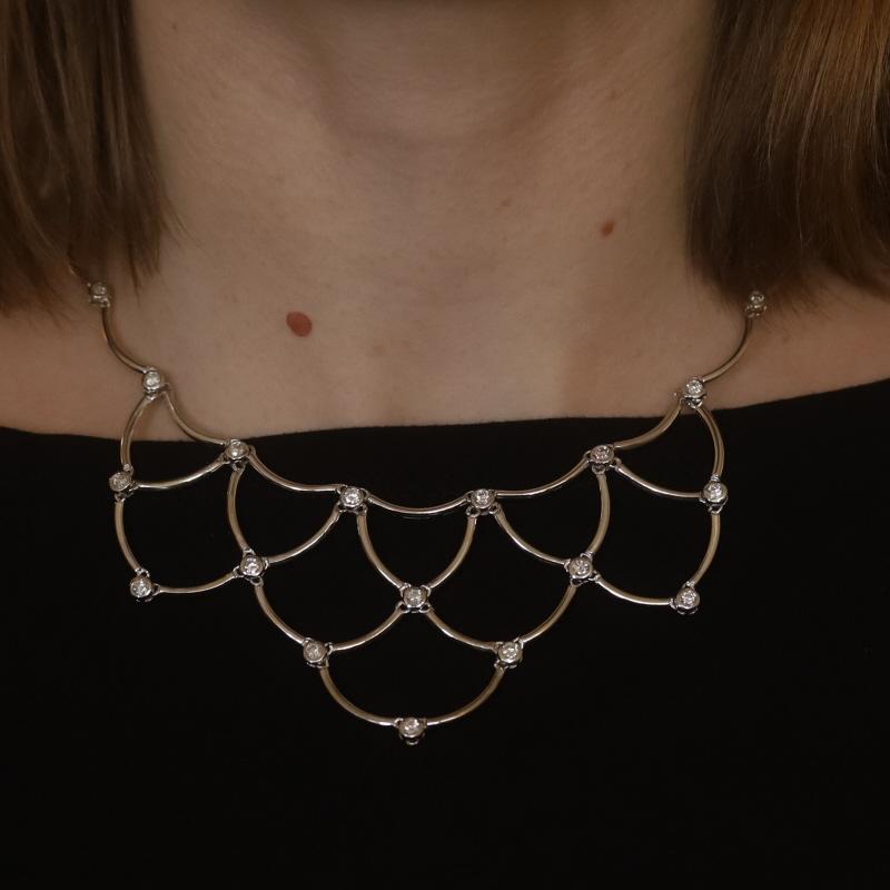 White Gold Diamond Scallop Link Collar Necklace 15 1/2