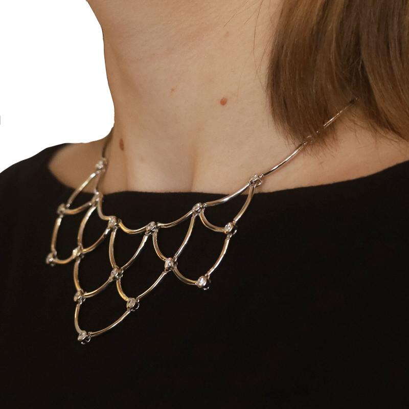 Women's White Gold Diamond Scallop Link Collar Necklace 15 1/2