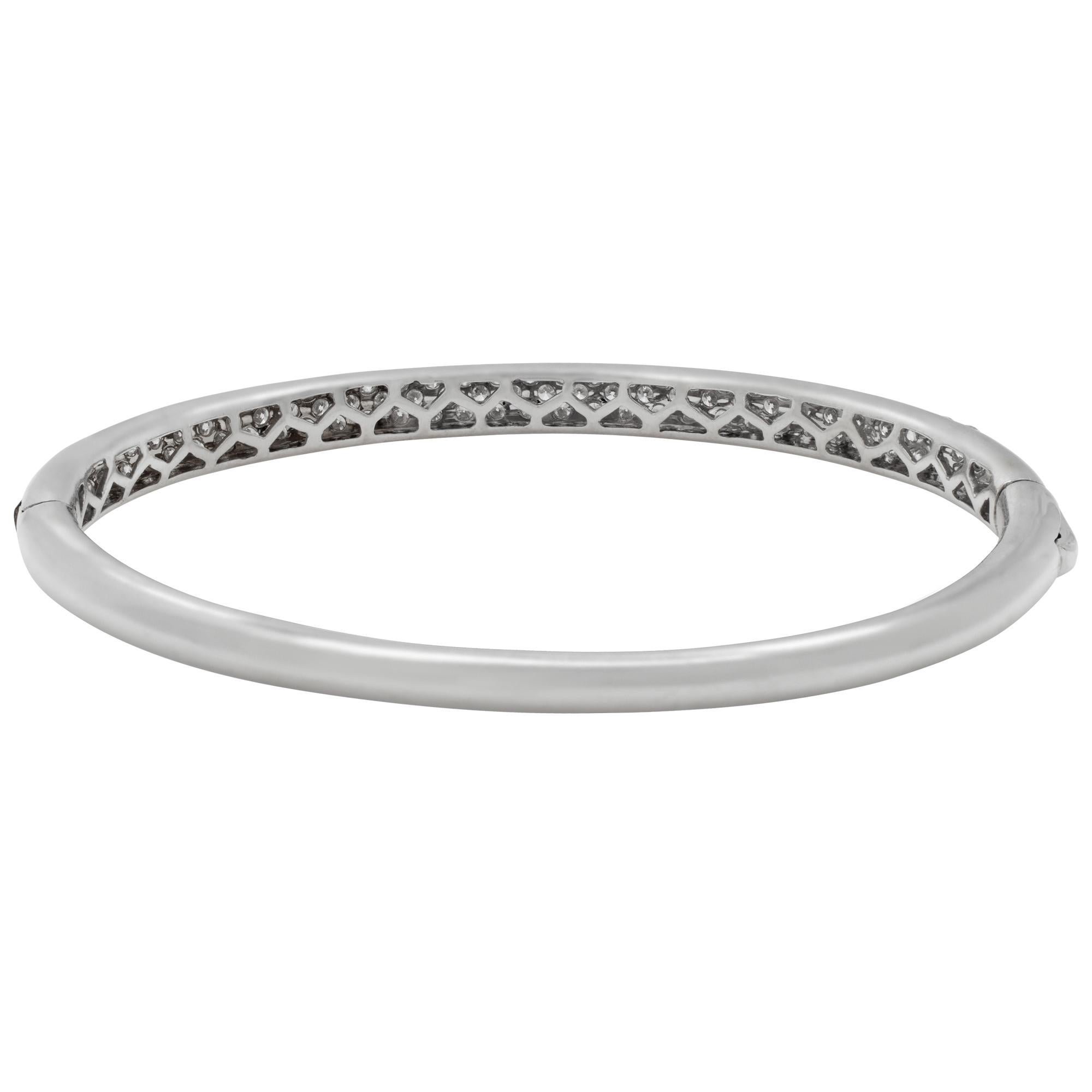 White gold diamond semi eternity bangle In Excellent Condition For Sale In Surfside, FL