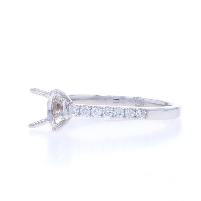 White Gold Diamond Semi-Mount Engagement Ring - 14k Round .22ctw 7x5mm Oval In New Condition For Sale In Greensboro, NC