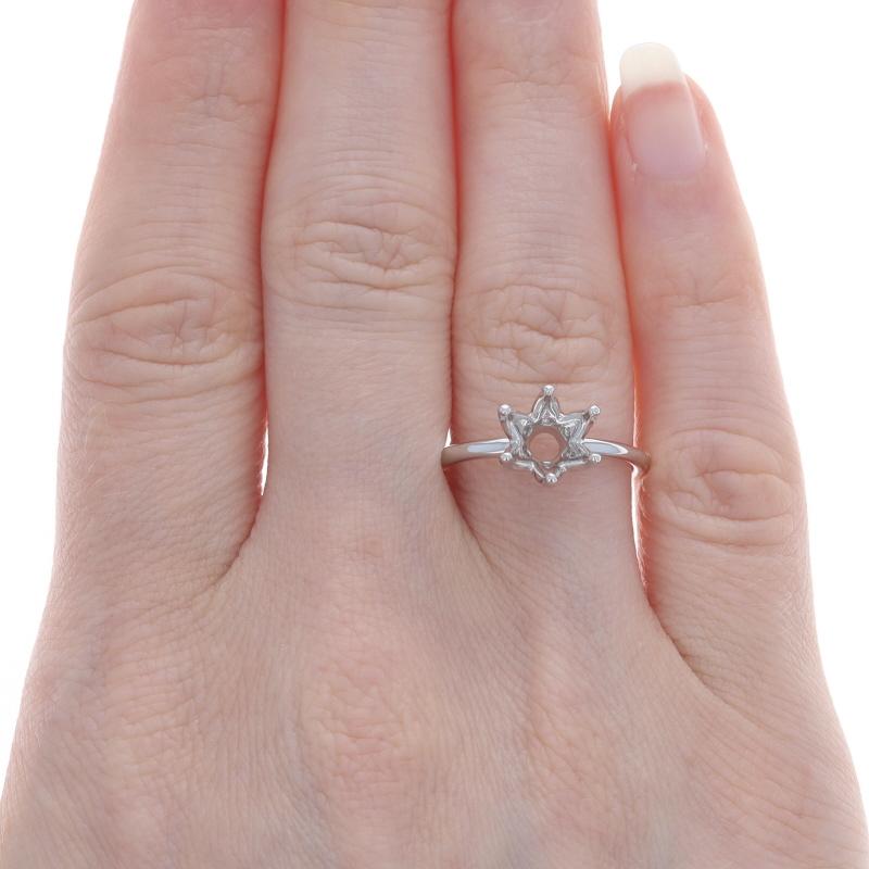 Taille ronde Bague de fiançailles semi-mountée en or blanc 14 carats pour 2,00 carats ronds en vente