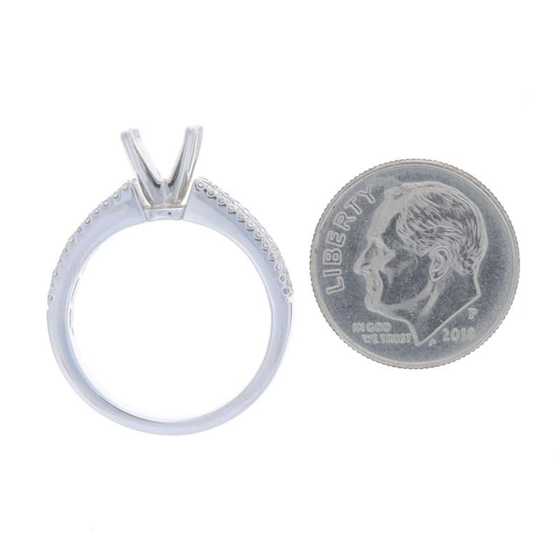 Bague de fiançailles en or blanc demi-monture diamant 18k Bag & Rnd Convient à ~6.5mm Sz 6 1/4 Unisexe en vente