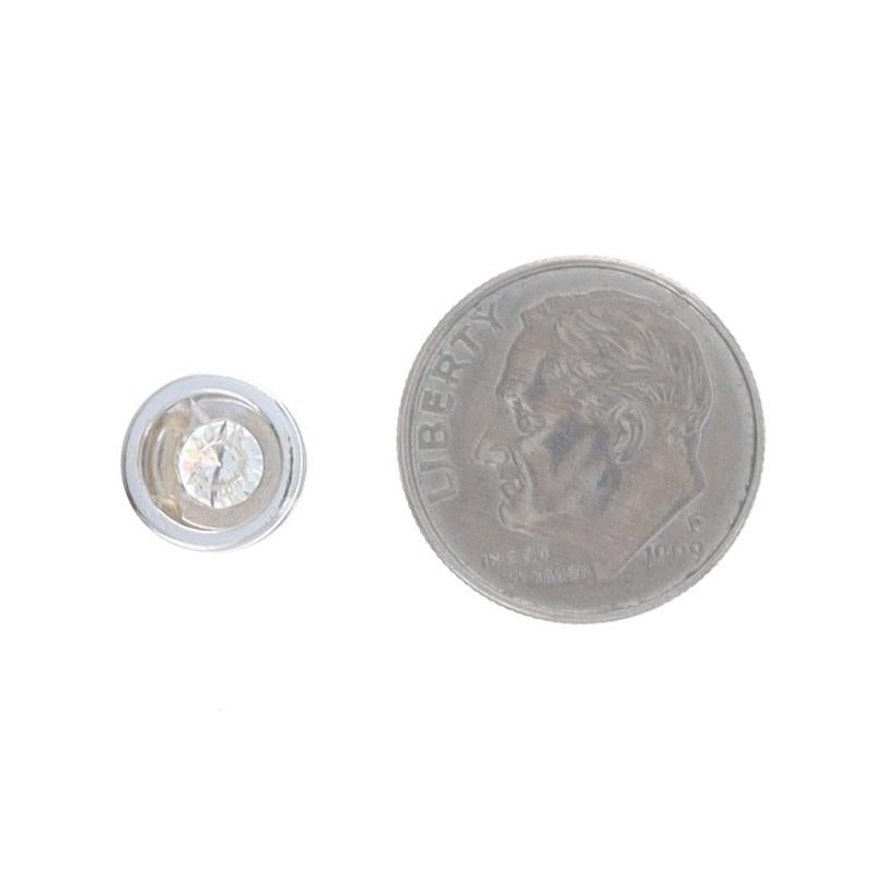 White Gold Diamond Solitaire Pendant - 14k Round Brilliant .50ct Bezel Set im Zustand „Hervorragend�“ im Angebot in Greensboro, NC