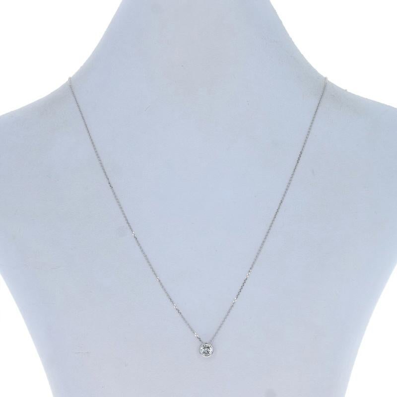 Metal Content: 14k White Gold

Stone Information
Natural Diamond
Carat: .52ct
Cut: Round Brilliant
Color: H
Clarity: VS1

Style: Solitaire
Chain Style: Diamond Cut Cable
Necklace Style: Chain
Fastening Type: Lobster Claw Clasp

Pendant