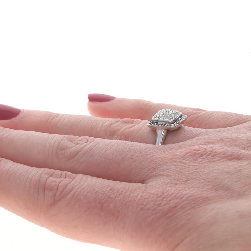 Anello aureolato quadrato con diamanti in oro bianco 14k, Brilliante rotondo 0,50 ct. In condizioni ottime in vendita a Greensboro, NC