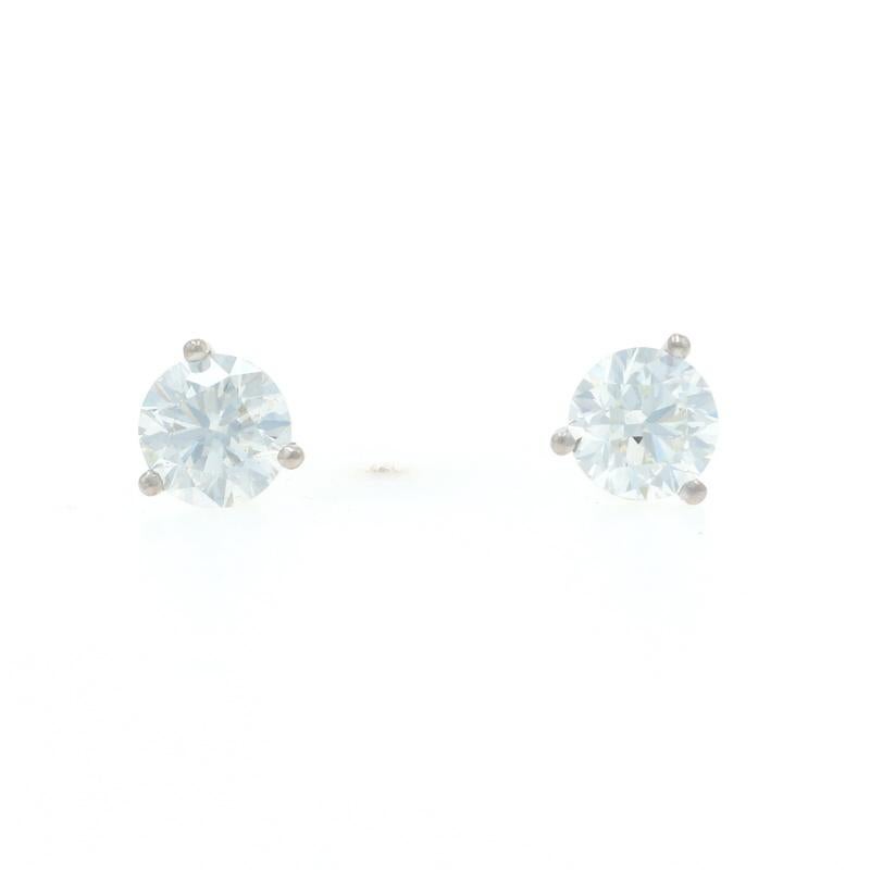 Contenuto del metallo: Oro bianco 14k

Informazioni su A. Stone

Diamante naturale
Carati: 0,70ct
Taglio: Rotondo brillante
Colore: I
Chiarezza: SI2
Certificato da: GIA
Numero del rapporto: 6512090659

Diamante naturale
Carati: 0,70ct
Taglio: