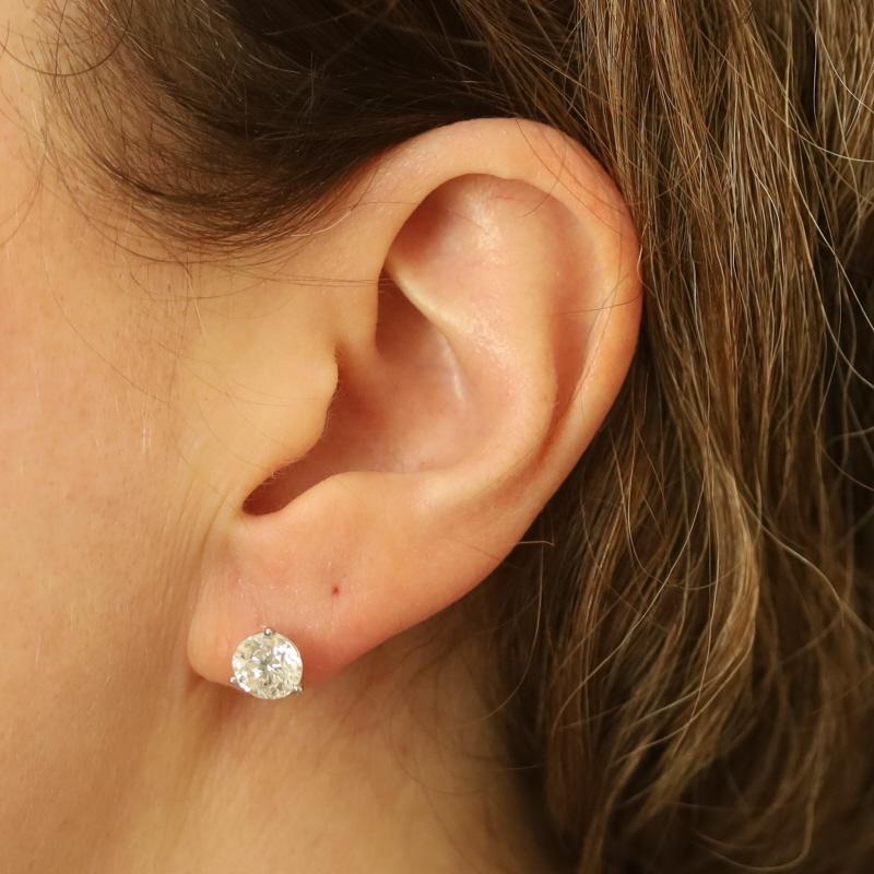 Orecchini con diamanti in oro bianco - 18k Brilliante rotondo 3,00ctw GIA - Forato In condizioni Nuovo in vendita a Greensboro, NC