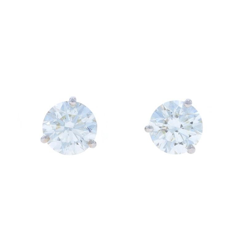 Contenuto del metallo: Oro bianco 18k

Informazioni su A. Stone
Diamante naturale
Carati: 1,51ct
Taglio: Rotondo brillante
Colore: J
Chiarezza: SI2
Nota di Stone: Triplo Eccellente
Certificato da: GIA
Numero del rapporto: 6502856567

Diamante
