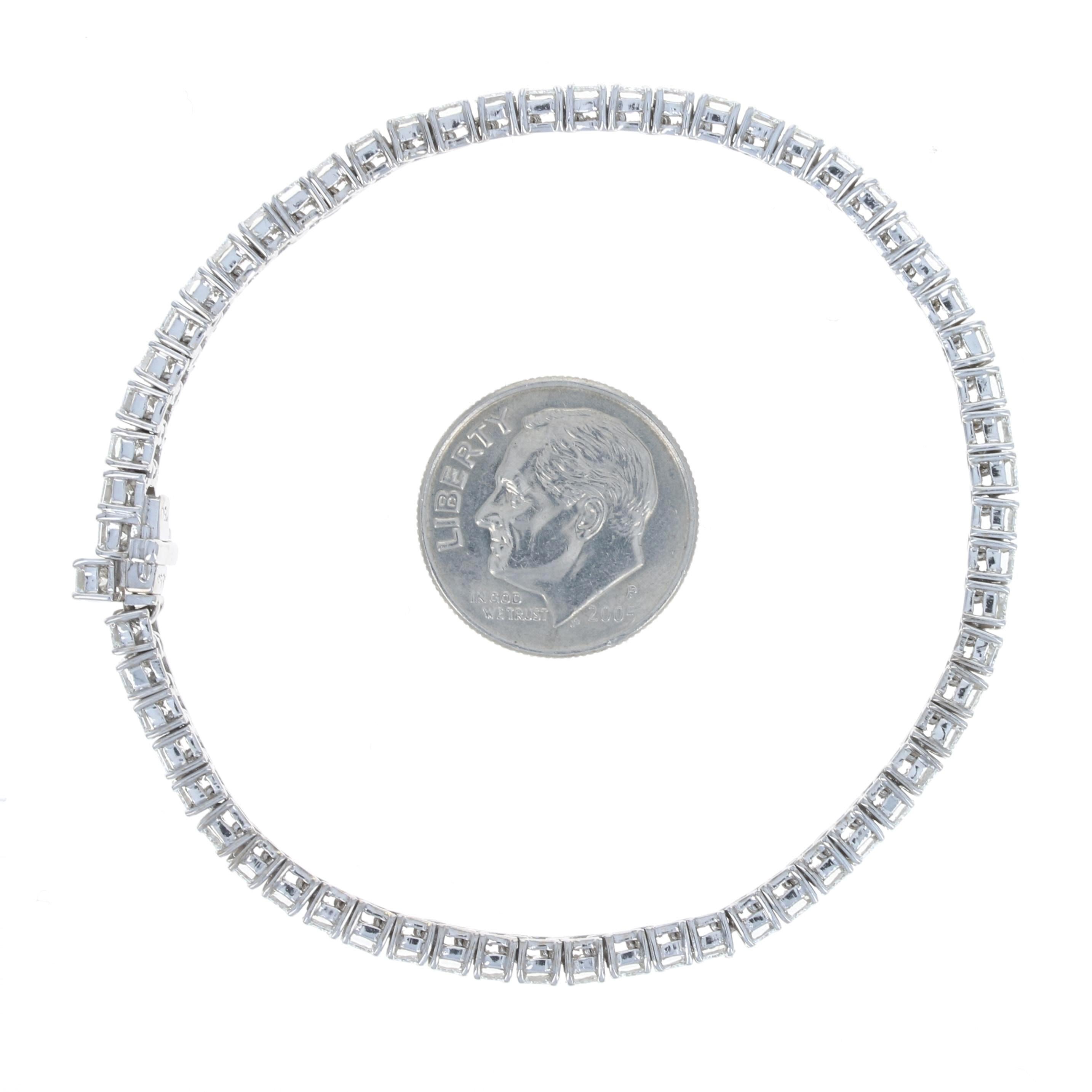 Bracelet tennis en or blanc avec diamants taille émeraude 18 carats, 8,93 carats poids total en vente 1