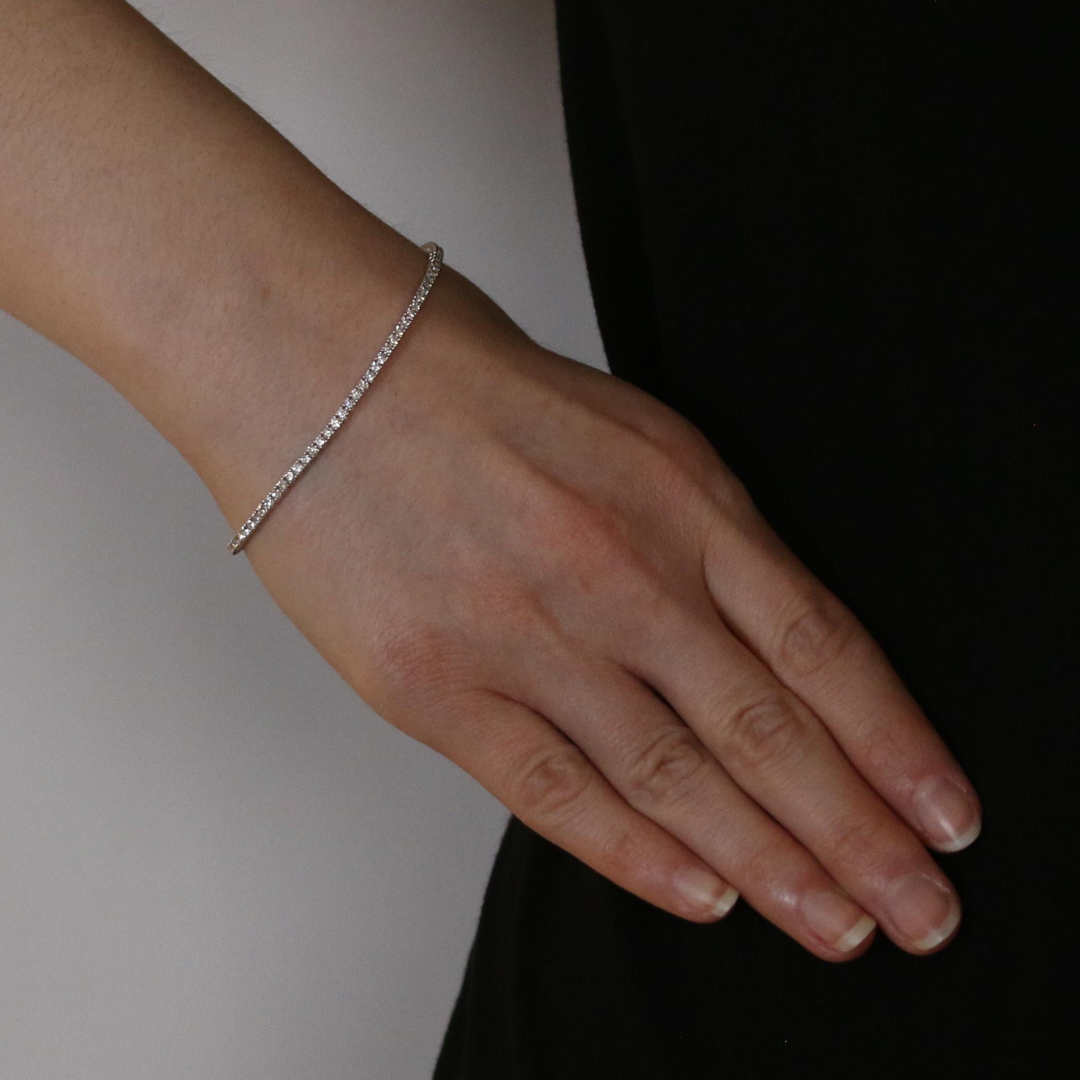 Taille ronde Bracelet de tennis en or blanc avec diamants - 14k Round Brilliant 2.50ctw en vente