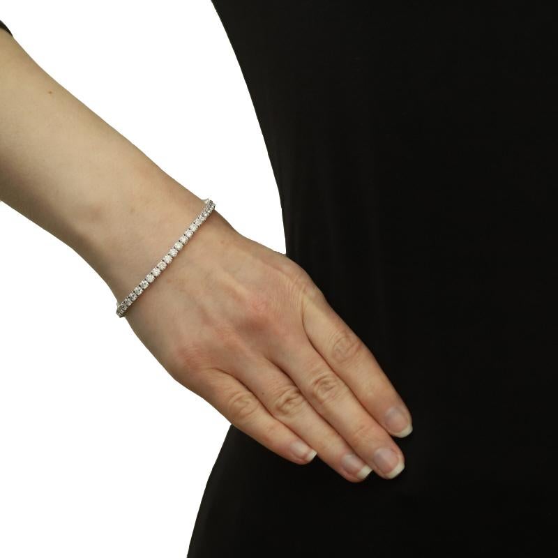 Round Cut White Gold Diamond Tennis Bracelet 7