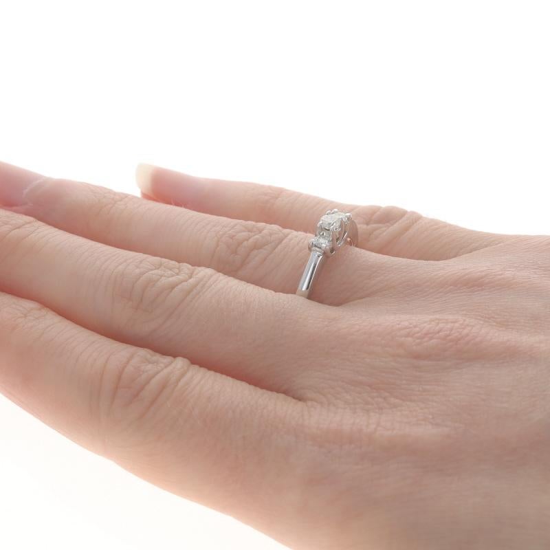 Women's White Gold Diamond Three-Stone Engagement Ring - 14k Round .25ctw Trellis For Sale
